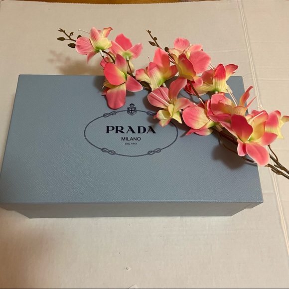 Prada Calzature Donna Suede Sandal, with studded straps , size38-8 - Picture 10 of 10